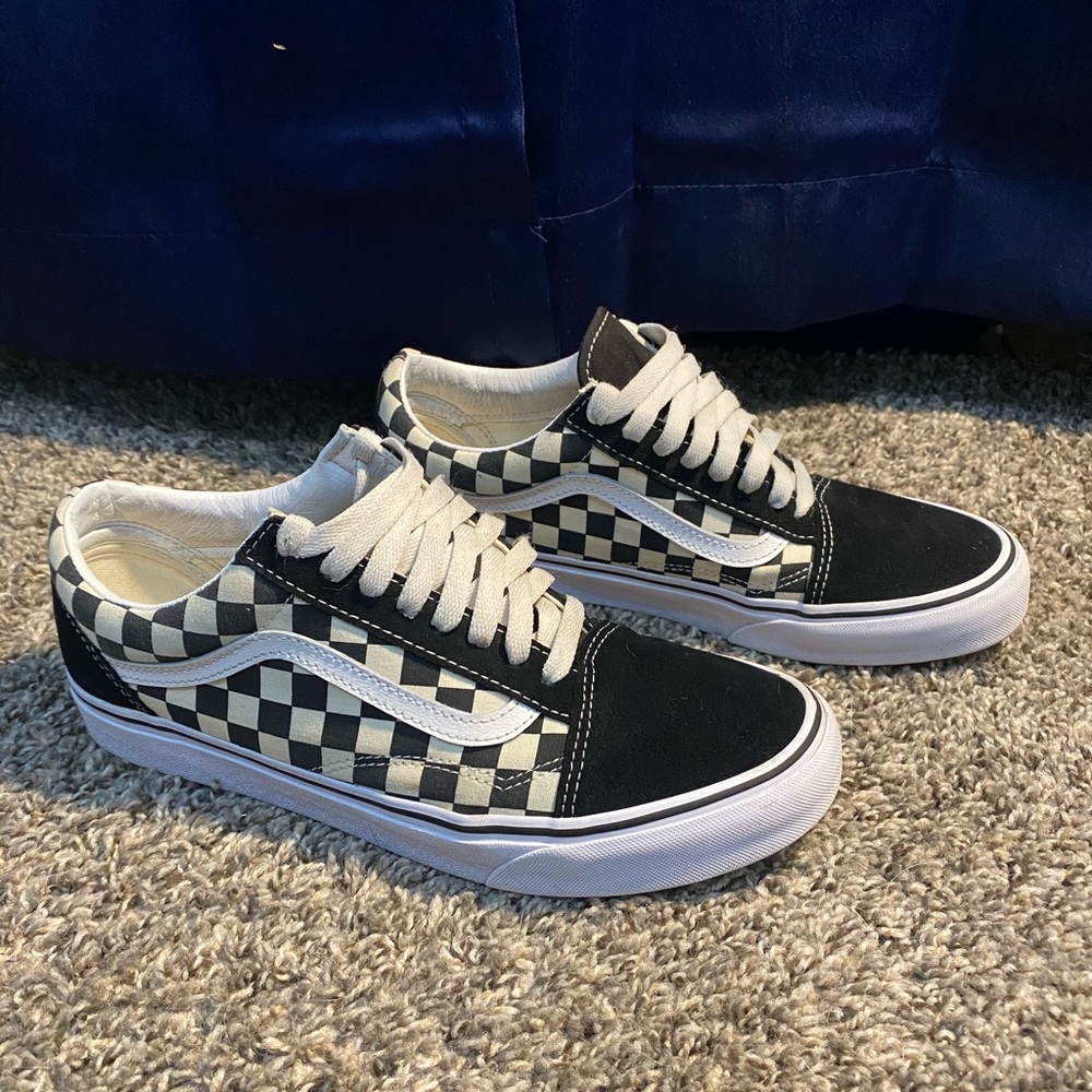 Old Skool Checkered Vans
